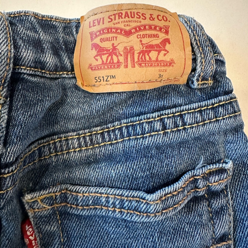 Levi jeans